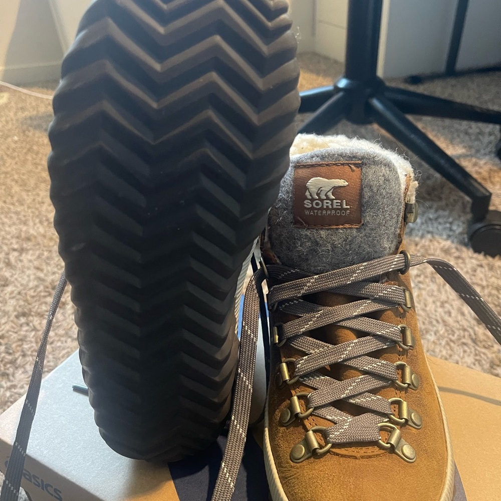 Sorel Brown and Gray Waterproof Boots-worn only once